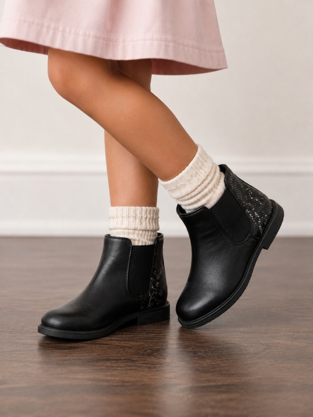 2/$80 New Geox Girls Black Leather Ankle Boots Size 11